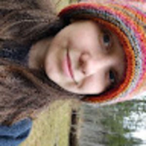 Meet your Posher, Cassandra